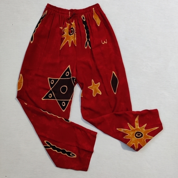 INDONESIAN cotton pant and t-shirt set - Picture 2 of 10